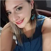 Profesora de ciencias sociales con excelentes métodos para el aprendizaje de los más jóvenes